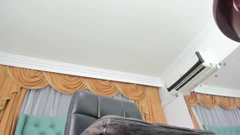 Snapshot of day_alexa chatting on 12.28.24 Day Alexa online show from 12.28.24