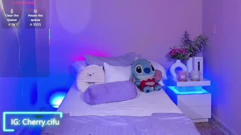 Dayana Hill online show from 04.25.26
