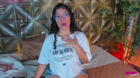 Snapshot of dayanne_campbelll chatting on 11.26.25 Dayanne online show from 11.26.25