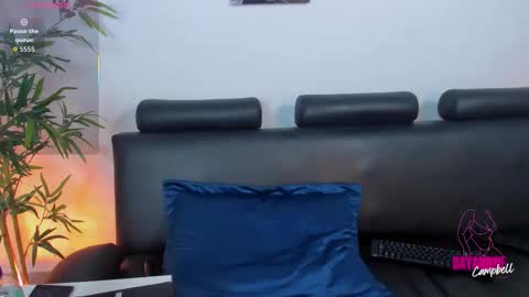 Snapshot of dayanne_campbelll chatting on 12.19.25 Dayanne online show from 12.19.25