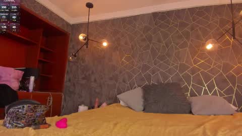 DAYRA ANGELS online show from 10.27.25