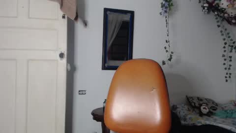 Snapshot of dazzayyy chatting on 05.01.26 dazzayy online show from 05.01.26