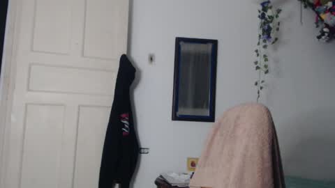 Snapshot of dazzayyy chatting on 05.12.26 dazzayy online show from 05.12.26