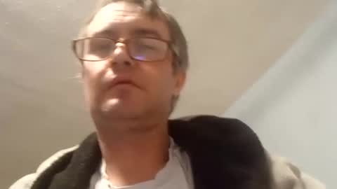 Snapshot of dazzill chatting on 01.31.25 Dazzill online show from 01.31.25