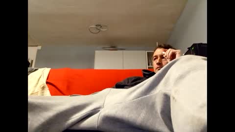 Snapshot of dazzill chatting on 02.03.25 Dazzill online show from 02.03.25