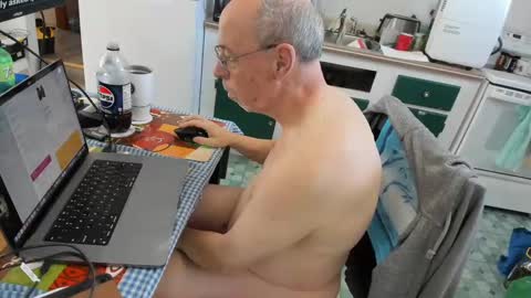 Snapshot of dbpit65 chatting on 12.27.24 Daniel online show from 12.27.24