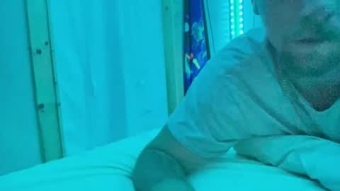 Snapshot of dcwells1992 chatting on 10.26.25 dcwells1992 online show from 10.26.25