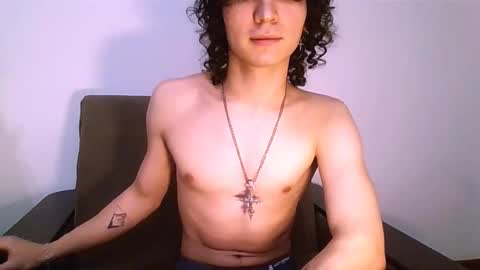 Snapshot of dean_raven chatting on 12.05.25 dean_raven online show from 12.05.25