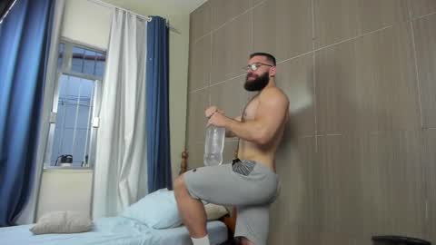 Snapshot of deanlek chatting on 02.13.25 Dean online show from 02.13.25