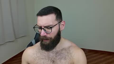 Snapshot of deanlek chatting on 10.15.25 Dean online show from 10.15.25