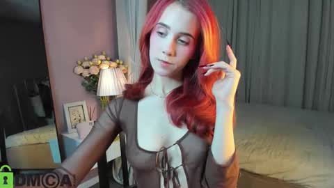 Snapshot of dearly_emily chatting on 09.08.25 Emily GMT2 Mon 10 AM - 4 PM Wed 10 AM - 4 PM Thu 10 AM - 4 PM Fri 10 AM - 4 PM Sat 10 AM - 4 PM online show from 09.08.25