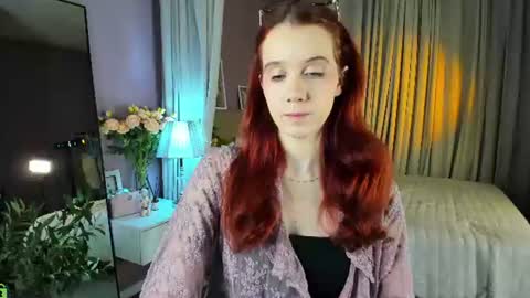 Snapshot of dearly_emily chatting on 07.04.26 Emily GMT2 Mon 10 AM - 4 PM Wed 10 AM - 4 PM Thu 10 AM - 4 PM Fri 10 AM - 4 PM Sat 10 AM - 4 PM online show from 07.04.26