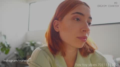 Snapshot of dearnina chatting on 12.19.24 NINA   30OFF online show from 12.19.24