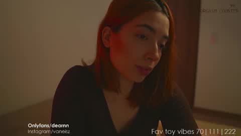 Snapshot of dearnina chatting on 02.23.25 NINA   30OFF online show from 02.23.25