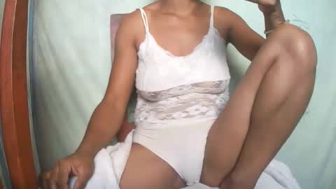 DebbieRiseX online show from 04.15.26
