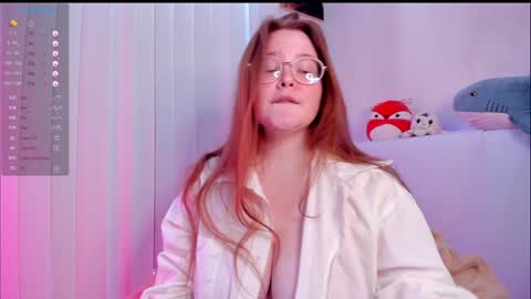 Snapshot of debbiewood chatting on 12.08.24 DeboraDebbieDee online show from 12.08.24