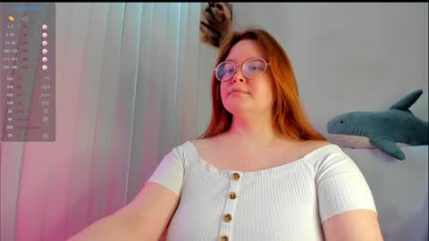 Snapshot of debbiewood chatting on 12.31.24 DeboraDebbieDee online show from 12.31.24