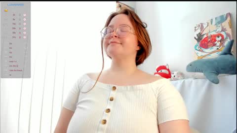 Snapshot of debbiewood chatting on 02.26.25 DeboraDebbieDee online show from 02.26.25