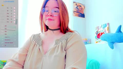 Snapshot of debbiewood chatting on 09.12.25 DeboraDebbieDee online show from 09.12.25