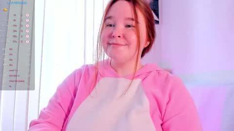 Snapshot of debbiewood chatting on 03.02.26 DeboraDebbieDee online show from 03.02.26