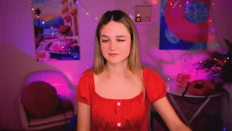 Snapshot of deboralarson chatting on 12.29.24 Debora online show from 12.29.24