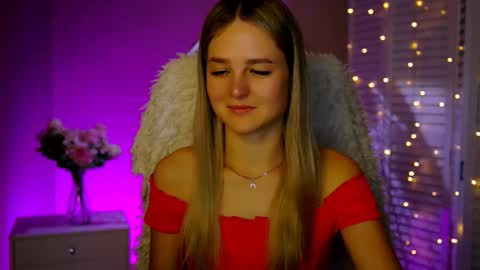 Snapshot of deboralarson chatting on 11.21.25 Debora online show from 11.21.25