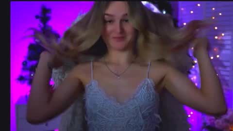 Snapshot of deboralarson chatting on 01.09.26 Debora online show from 01.09.26