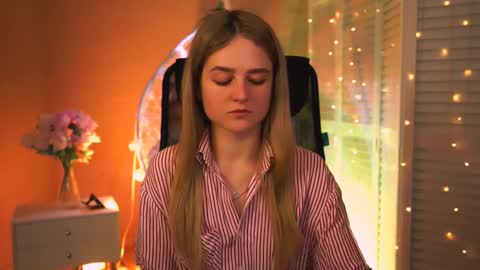 Snapshot of deboralarson chatting on 03.05.26 Debora online show from 03.05.26