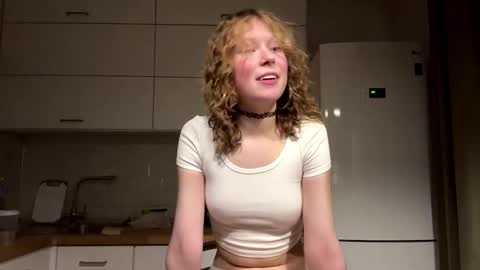 Hello My name is Sarah im new model here and little but shy. online show from 01.07.26