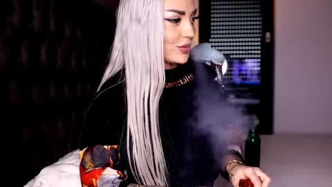 Snapshot of dee_waters chatting on 01.19.25 Tikhomirov old usersname Instagram- tikhomirovandreea17 Twitter DeeaOfficial17 online show from 01.19.25