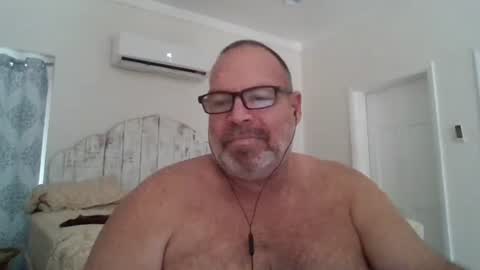 Snapshot of deepdiveme chatting on 03.12.25 deepdiveme online show from 03.12.25