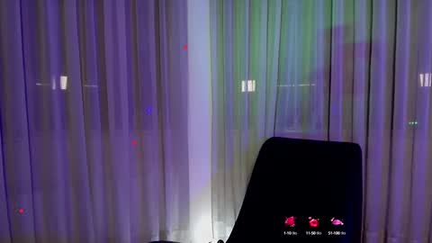 Snapshot of deesseluxure_ chatting on 12.06.24 Andre online show from 12.06.24