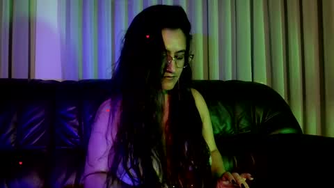 Snapshot of deesseluxure_ chatting on 12.22.24 Andre online show from 12.22.24