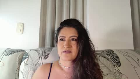 Snapshot of deesseluxure_ chatting on 01.14.26 Andre online show from 01.14.26