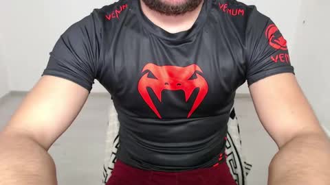 Snapshot of defuego_ chatting on 12.28.24 defuego online show from 12.28.24