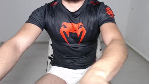 Snapshot of defuego_ chatting on 01.01.25 defuego online show from 01.01.25