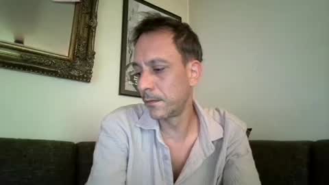 Snapshot of degrandis chatting on 05.26.26 Luka Magic online show from 05.26.26