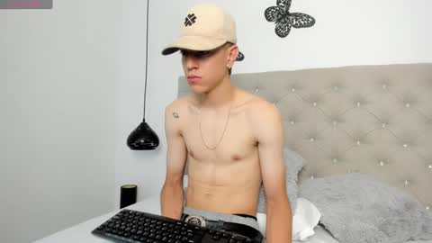 Snapshot of dei_v_48 chatting on 01.28.25 DEIVY online show from 01.28.25