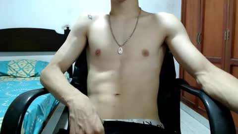 Snapshot of dei_v_48 chatting on 09.29.25 DEIVY online show from 09.29.25