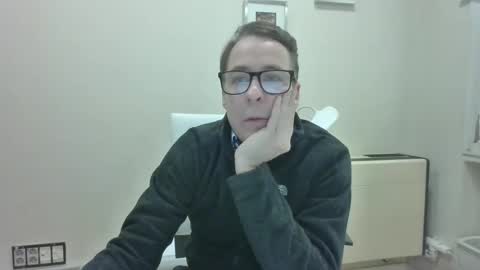 Snapshot of deimosmad chatting on 12.14.25 deimosmad online show from 12.14.25