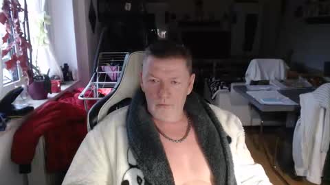 deinprinz2312 online show from 02.22.26