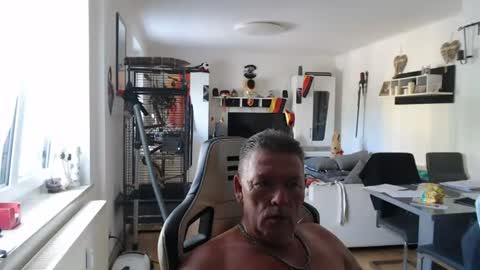deinprinz2312 online show from 06.25.26