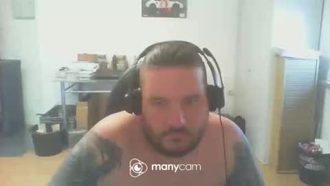 Snapshot of deinspielzeug87 chatting on 02.02.25 deinspielzeug87 online show from 02.02.25