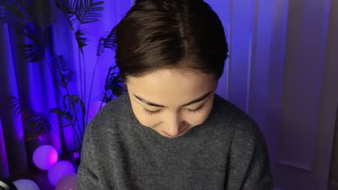 sexy bimbo little kitty asian misstress quen princes sexy girl you can just call me pleasure online show from 12.20.24