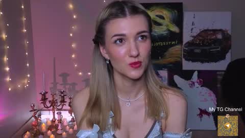 Snapshot of delcieodoherty chatting on 11.16.25 Adla online show from 11.16.25