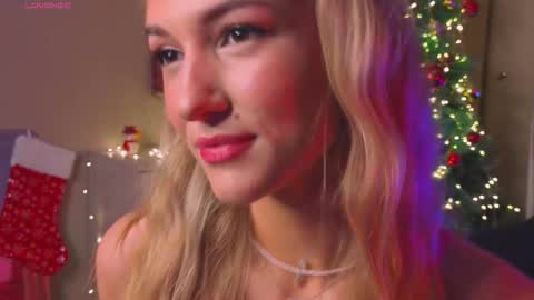 Snapshot of delcieodoherty chatting on 12.17.25 Adla online show from 12.17.25