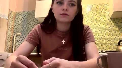 Snapshot of deliciastombaugh chatting on 04.01.26 Kiki online show from 04.01.26