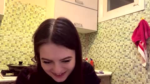 Snapshot of deliciastombaugh chatting on 04.02.26 Kiki online show from 04.02.26