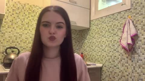 Snapshot of deliciastombaugh chatting on 04.09.26 Kiki online show from 04.09.26