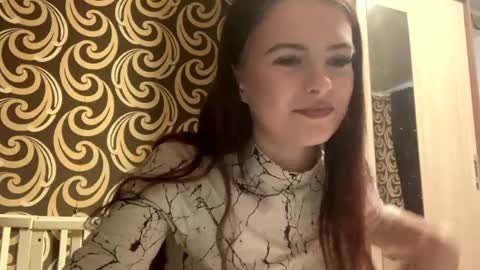 Snapshot of deliciastombaugh chatting on 05.12.26 Kiki online show from 05.12.26